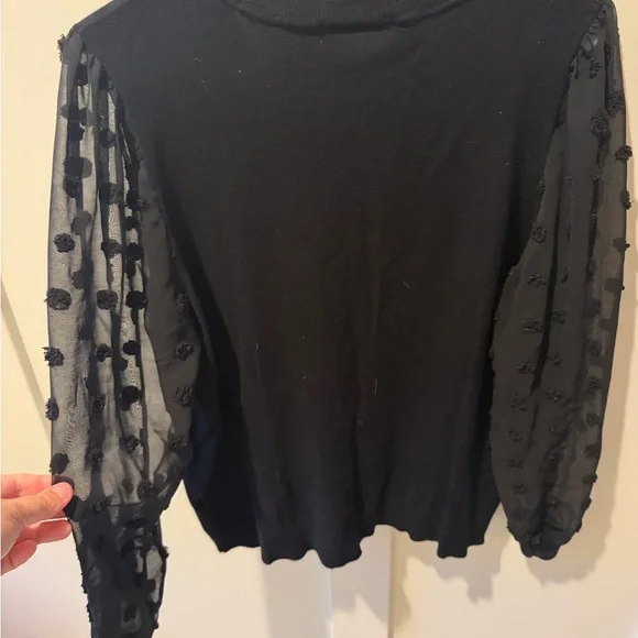 Le Serein Black V-Neck Sweater - Picture 4 of 4